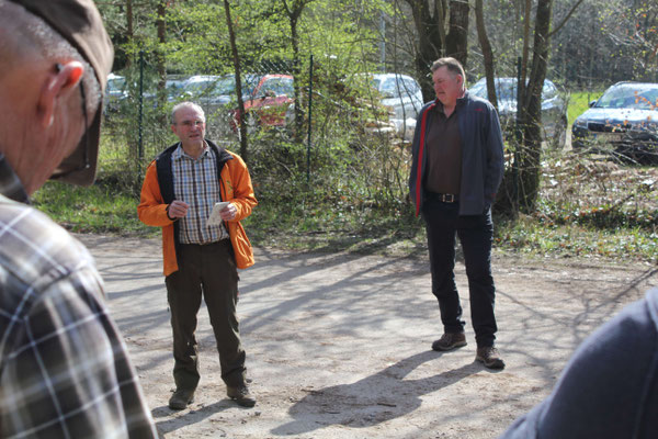 Revierpächter Dr. Wolfgang Kornder und Jagdvorsteher Bernhard Popp bei der Begrüßung