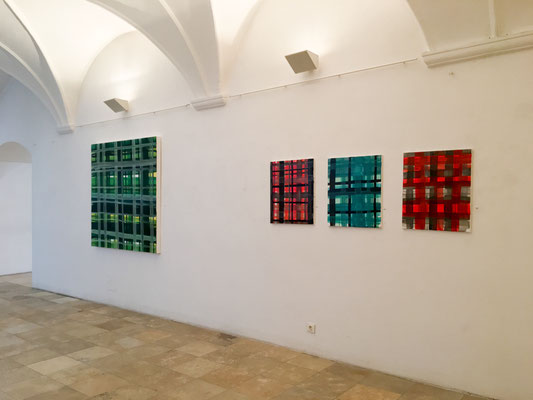 Ausstellungsansicht AUS PRINZIP,  Malerei von Monika Humm