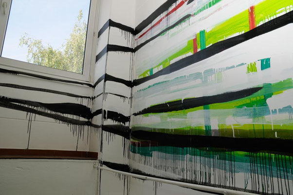 Monika Humm going on 27, Wandmalerei, 2008, Acryl auf LW und Putz, Treppenhaus, 2-Etagen, 4x10m,  Neuland,  München, 2008