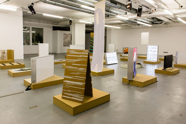Ausstellungsansicht "SAFE PLAY (This New Distance)", 2020 Foto: Manuel Nieberle
