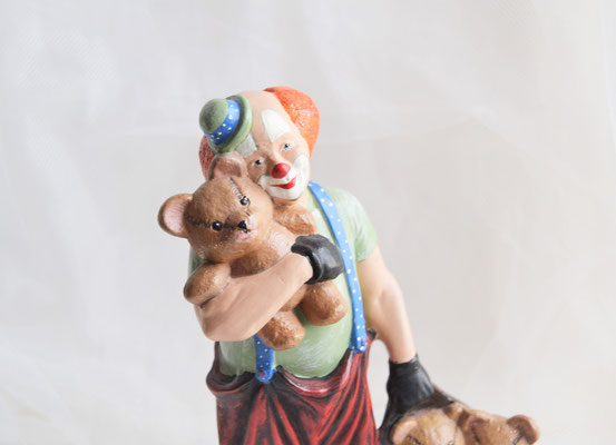 Clown mit Bären aus Keramik