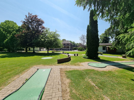 Mini golf