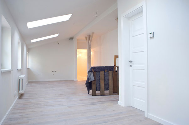 ROAMING. TRANSITION; A PRIVATE MATTER, Andy Boot, "Collection (one)", 2010,  photo Annalisa Sonzogni