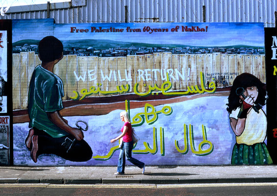 A mural on the Solidarity Wall in Belfast, Northern Ireland, July 2008