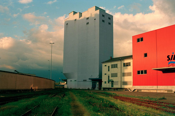 Silo, 2001