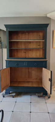 Rénovation Déco & Corinnerie(s) |Buffet 2 Corps Après intérieur brut, plateau façon bois naturel, corps ardoise