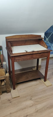 Rénovation Déco & Corinnerie(s) | AVANT Table de toilette plateau marbre 