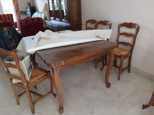 #Avant table et chaises style Louis XV