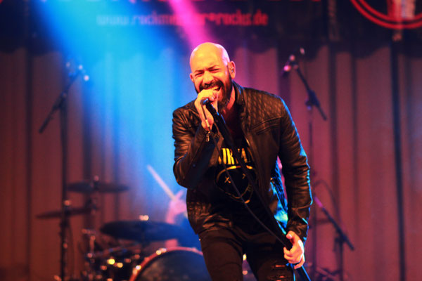 Rockmeister - Hohenzollern Halle Bisingen 2022 - Kevin Thiede - Rocksänger Balingen