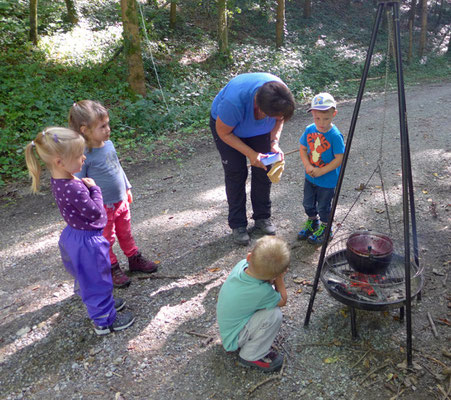 Alles auf dem Feuer aufkochen.