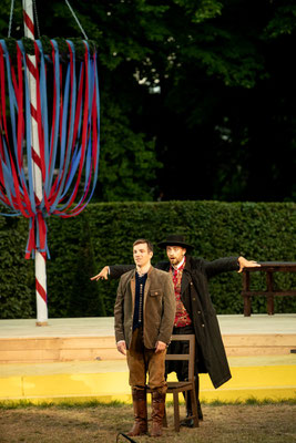 Als Kezal in Die Verkaufte Braut, Kammeroper Schloss Rheinsberg, Hans: Dominic Stewart (c) Uwe Hauth Photography