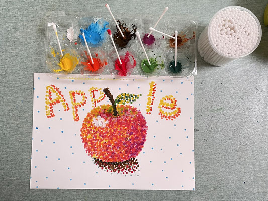 水彩絵具　綿棒でドットアート