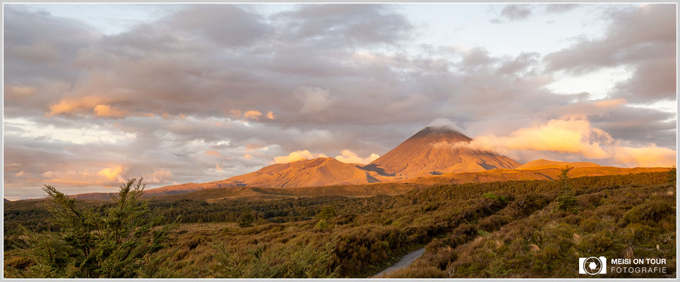 Schicksalsberg von Herr der Ringe - Mount Ngauruhoe im Tongariro NP  |  Nikon Z9, NIKKOR Z 20 mm 1:1,8 S, ISO 100, 1/3s, f/13