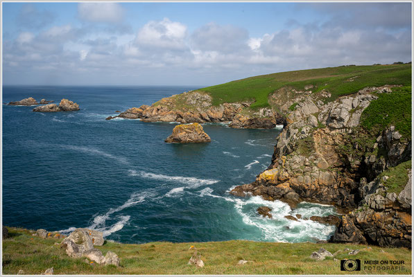 Küste am Cap Sizun  |  Nikon Z8, NIKKOR Z 24-120 mm 1:4 S (24mm), ISO 64, 1/15s, f/13