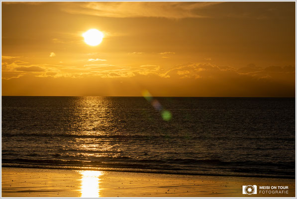 Sonnenuntergang am Strand von Paekakariki  |  Nikon Z9, NIKKOR Z 100–400 mm 1:4,5–5,6 VR S (200 mm), ISO 100, 1/400s, f/22