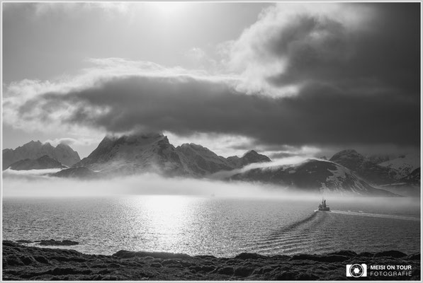 Nahe Fredvang | Nikon Z8, NIKKOR Z 24-120 mm 1:4 S (60 mm), ISO 100, 1/800s, f/16