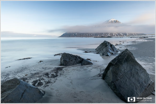 Strand bei Ramberg | Nikon Z9, NIKKOR Z 20 mm 1:1,8 S, ISO 64, 30s, f/16