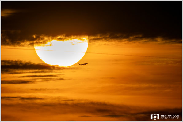 Sonnenuntergang  |  Nikon Z9, NIKKOR Z 800 mm 1:6,3 VR S mit TC1,4x (1120 mm), ISO 64, 1/32000s, f/16