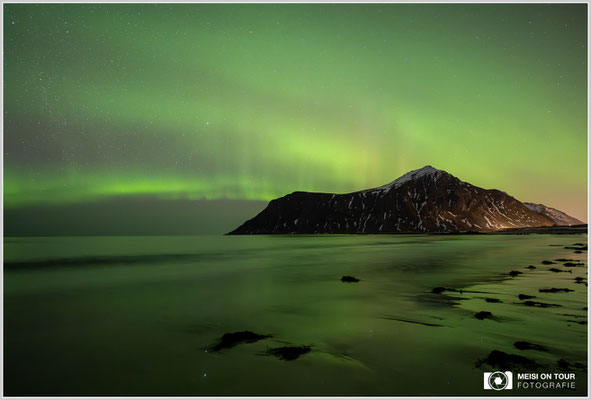 Nordlichter am Ramberg Strand | Nikon Z9, NIKKOR Z 20 mm 1:1,8 S, ISO 4000, 5s, f/2
