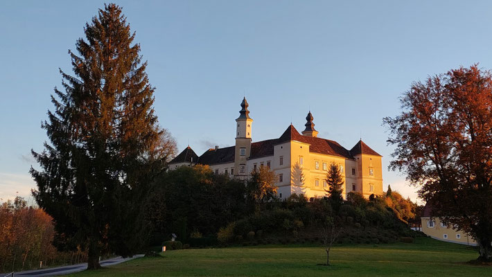 Schloss Freiberg im Abendlicht