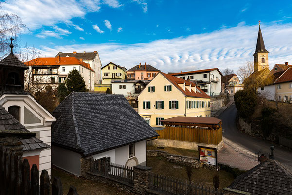 Blick vom Kalvarienberg zur Kirche