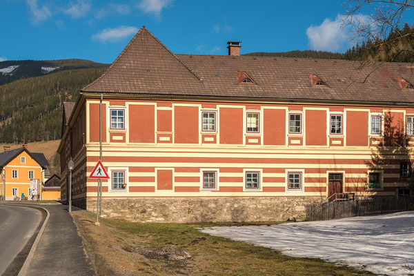 Leuzendorf`sches Forsthaus, ehem. Gewerkenhaus zu Radwerk XII