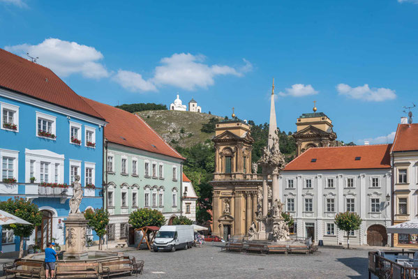 Stadtplatz mit Dietrichsteiner Gruft im unteren Bereich