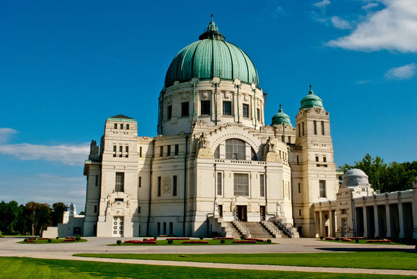  Karl-Borromäus-Kirche, nach Max Hegele