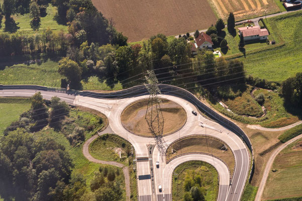 Kreisverkehr neben dem Knoten Graz West A2