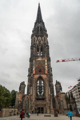 Mahnmal St. Nikolai Kirche,  1943 und 1944 bis auf den Turm zerstört