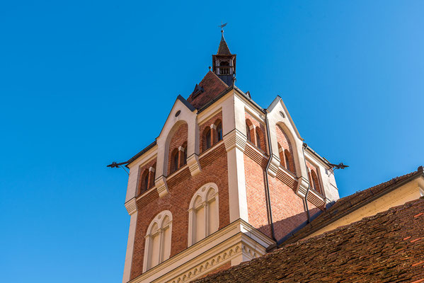 Turm, Musikschule, ehem. Sparkasse, Villa Hold