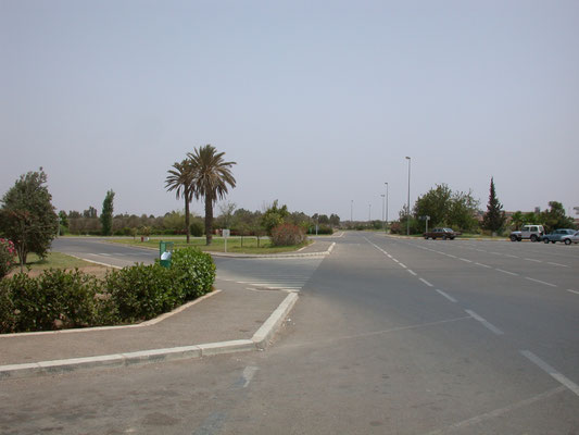 Straße in der Nähe des Flughafens