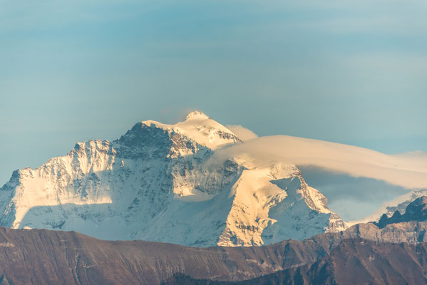 Ein Berg in den Berner Alpen.