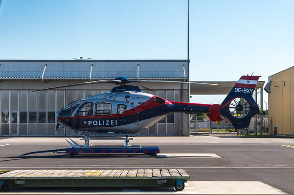 vorher noch schnell den Polizeihubschrauber fotografiert