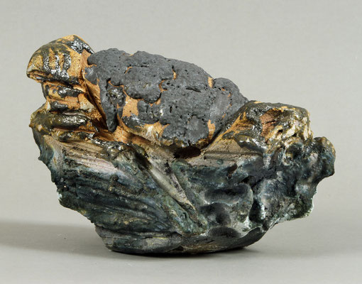 24x15 cm disponible sur https://www.terre-et-terres.com/boutique/categorie-ceramique/sculpture/