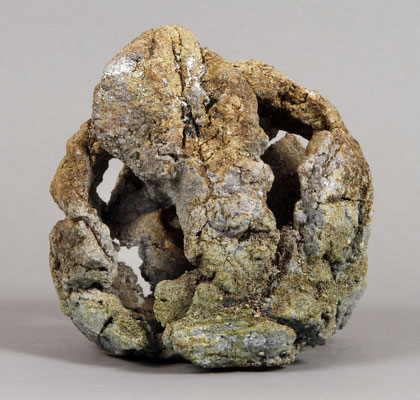 Egueulé 2 disponible https://www.terre-et-terres.com/boutique/categorie-ceramique/sculpture/