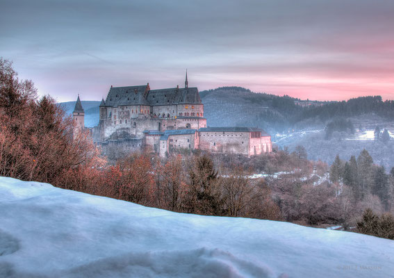 Kasteel Vianden (Luxemburg) - Vianden castle (Luxemburg).