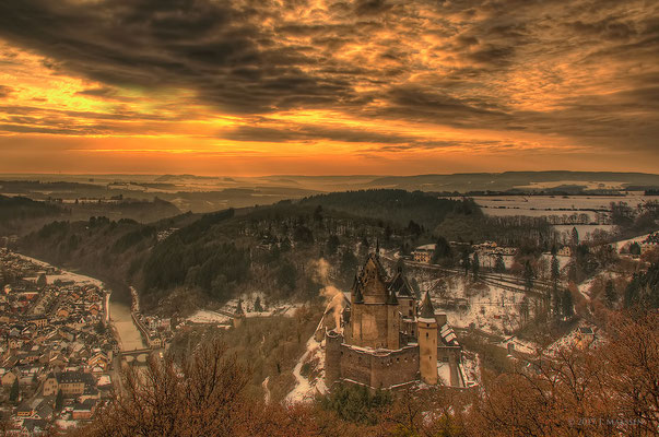 Uitzicht over Vianden - View over Vianden.