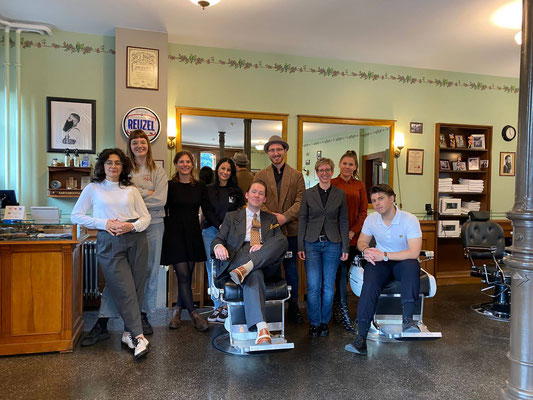 Gruppenfoto des Barber Workshops