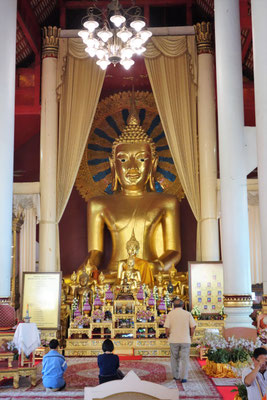 Goldener Buddha