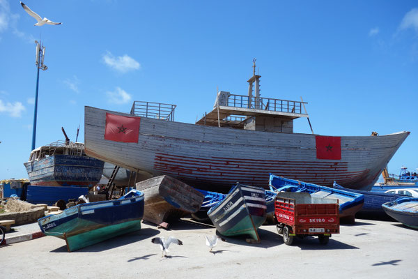 Schiff im Hafen