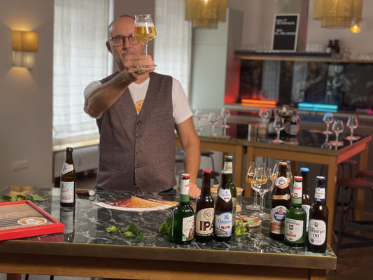 Bierverkostung mit Biersommelier Karsten Morschett: Online & Live - Biersommelier.Events ab Berlin & München