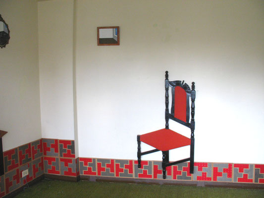 "Aún todavía. Un mobiliario paradójico". Instalación en Casa Cartel Urbano. Bogotá. 2008.