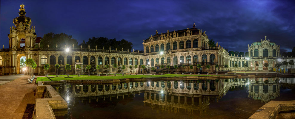 September - Dresden Zwinger - Thema: Blaue Stunde - Platz 1