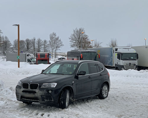 Am nächsten Tag haben wir wie immer Pause beim großen M gemacht. (Seht Ihr: keine Dachbox!!!)