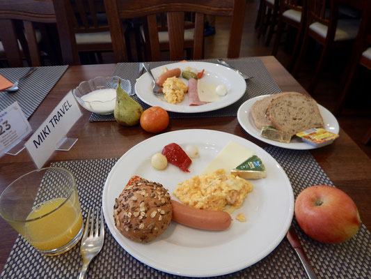 クリムホテルの朝食（バイキング方式）