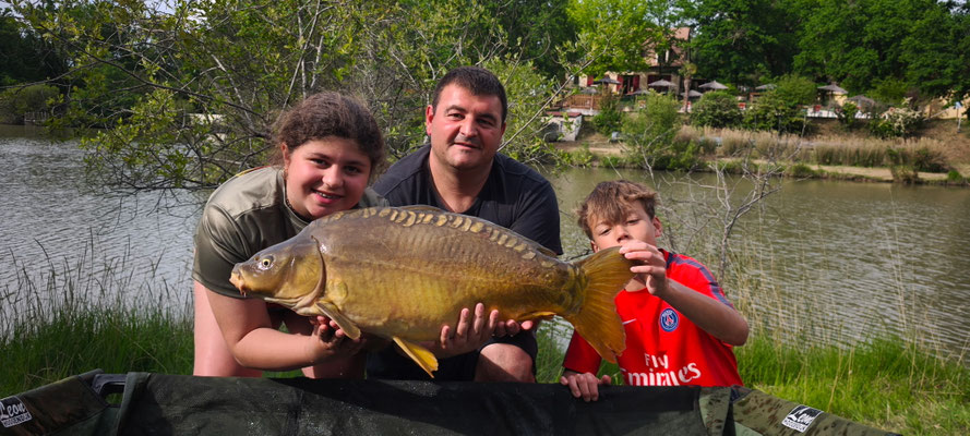 camping avec etang de peche