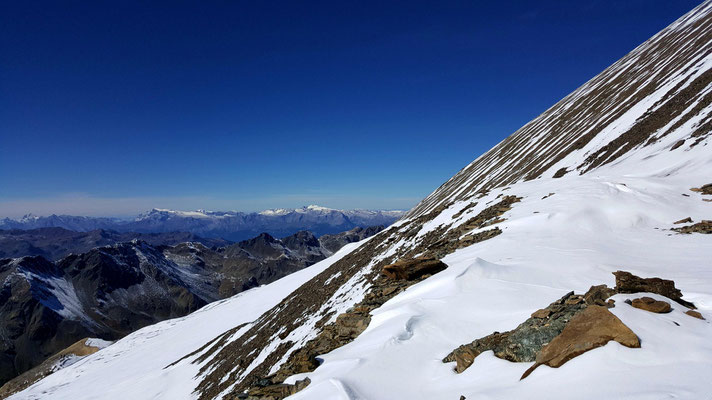 Noch 200 Meter, der Hang steil, die Luft dünn.