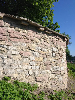 St. Hilarius-Mauer, außen, fertig
