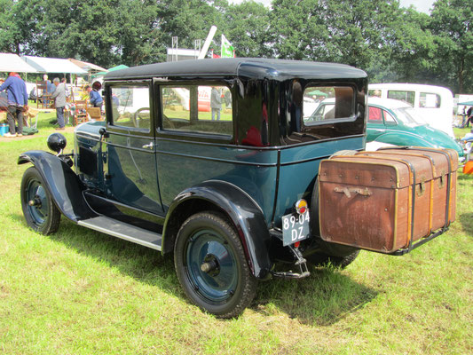 Chevrolet A48 uit 1928. (oldtimerdag Saasveld 2016)